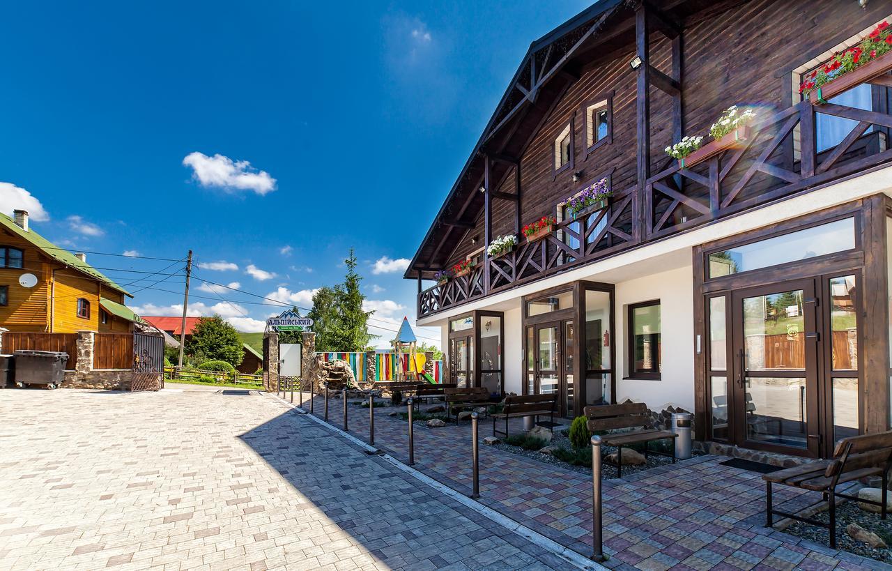 Alpiyskiy Yablunytsya Exterior photo
